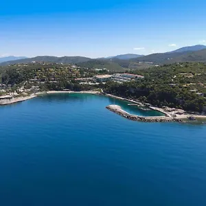 5* Feriested Pine Bay